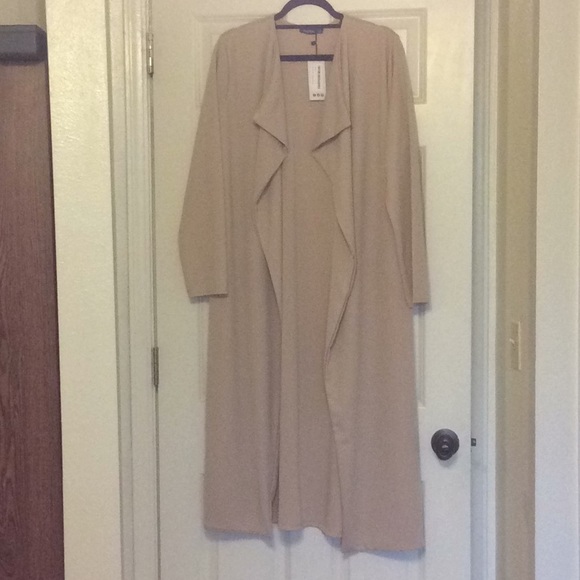 long lightweight jacket